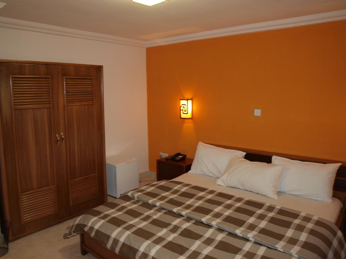 Apollo Hotell Lagos Eksteriør bilde