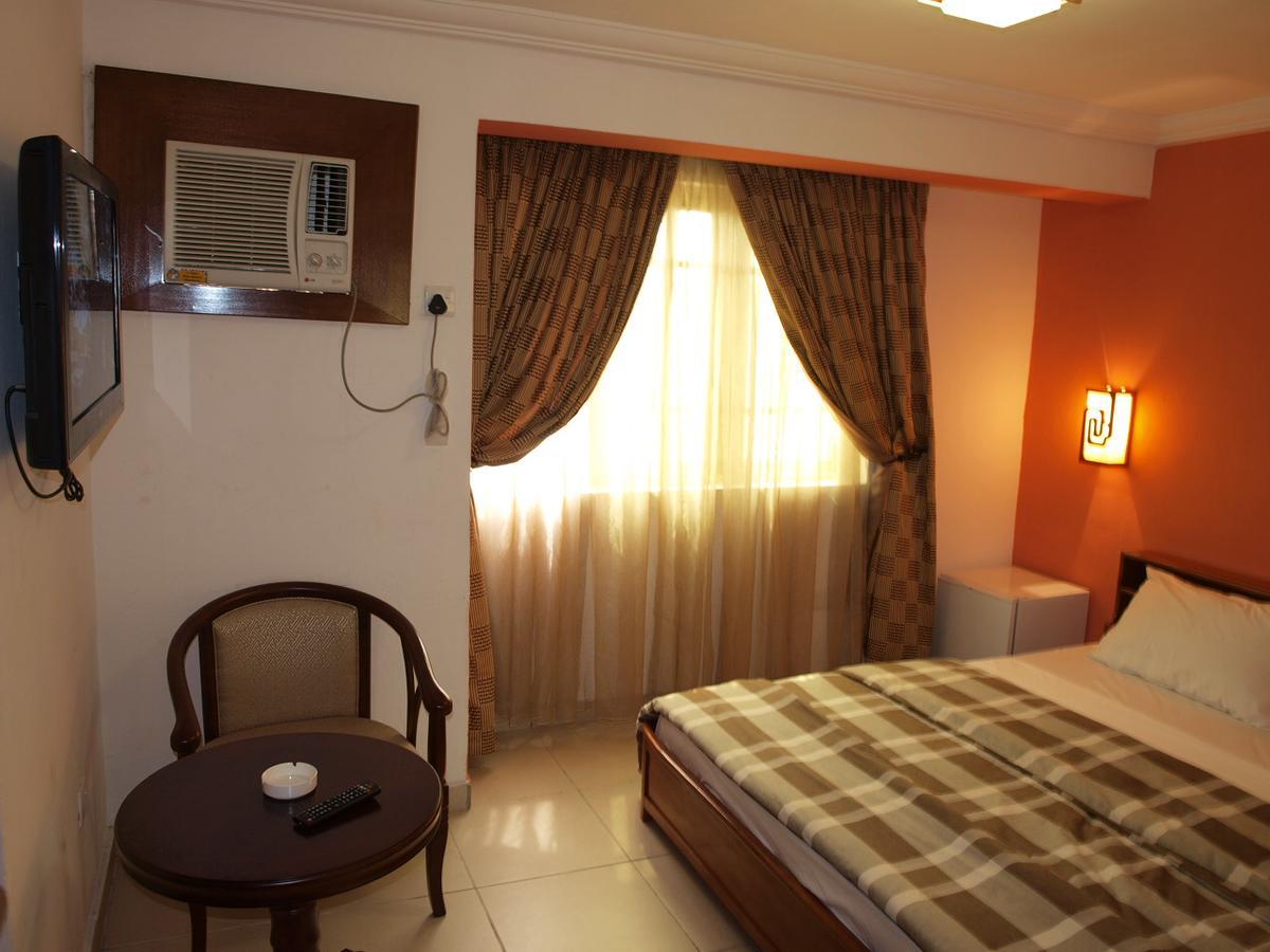 Apollo Hotell Lagos Eksteriør bilde