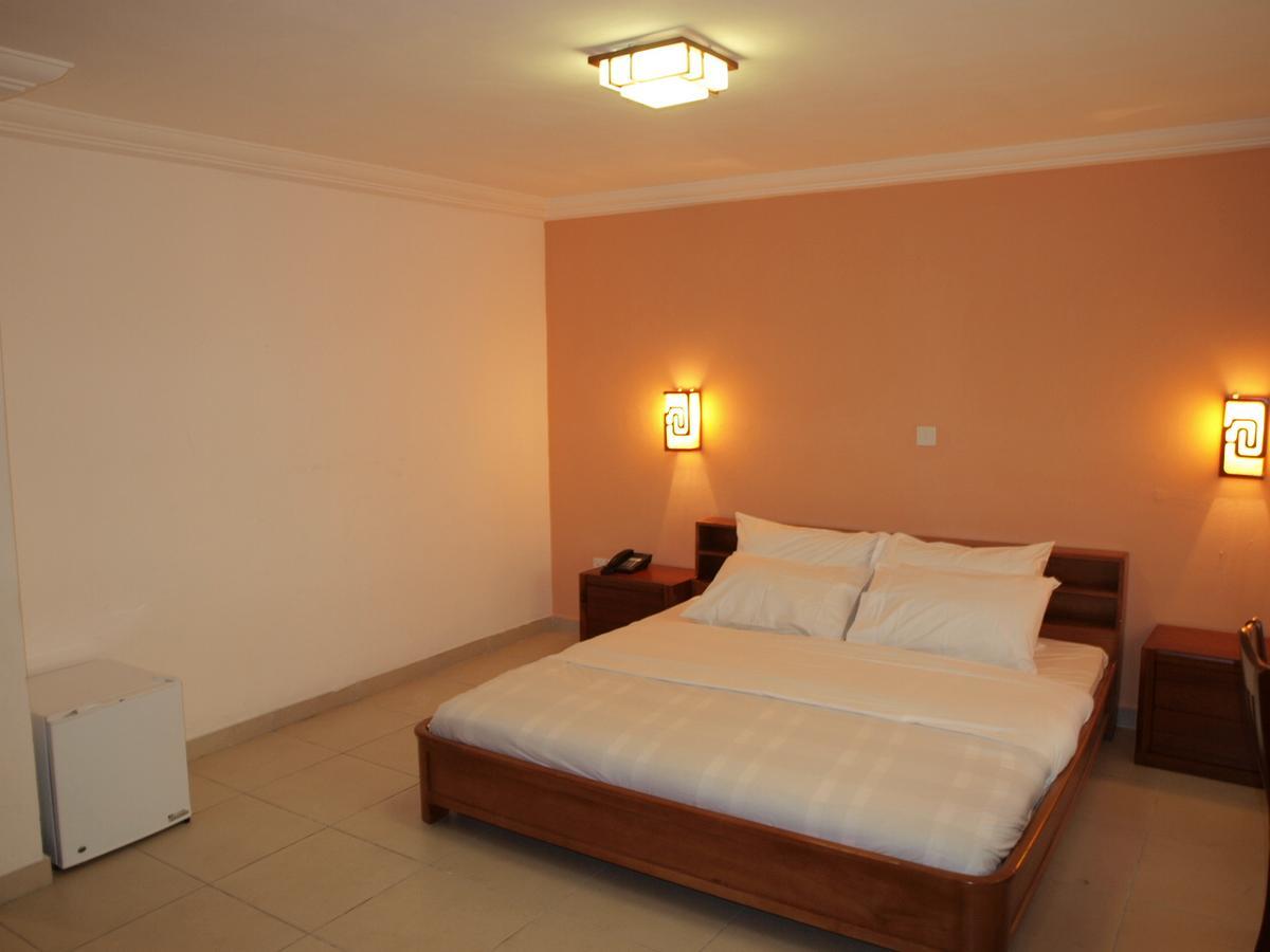 Apollo Hotell Lagos Eksteriør bilde