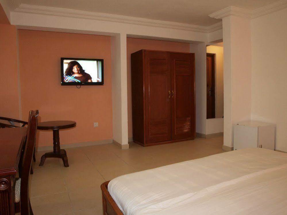 Apollo Hotell Lagos Eksteriør bilde