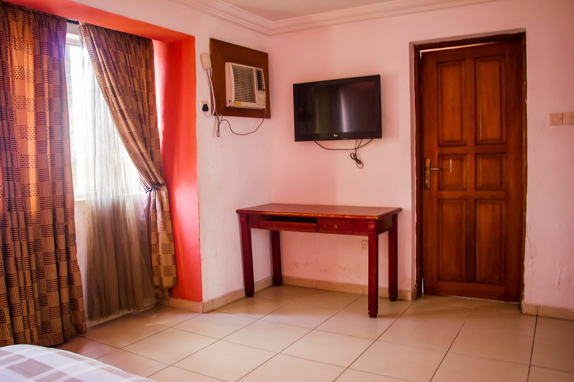 Apollo Hotell Lagos Eksteriør bilde